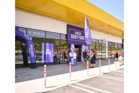 PRODAVNICA 955 AVA SHOPING PARK
