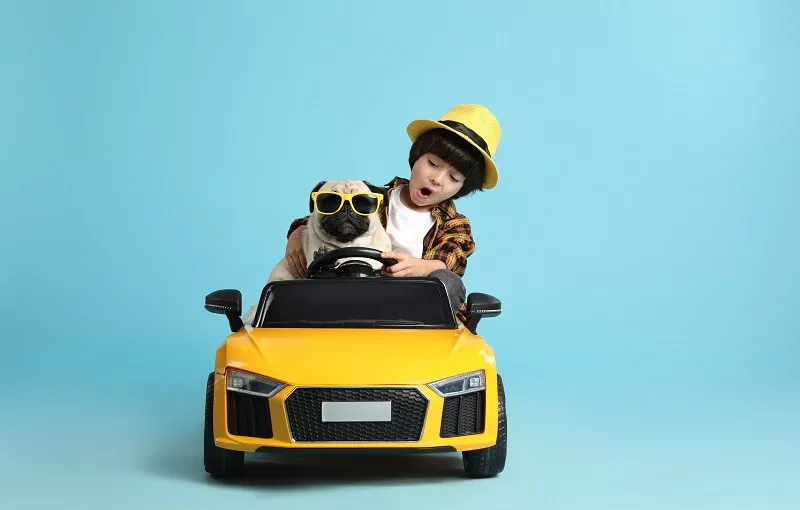 Dečiji automobili na akumulator – savršena igračka za male avanturiste
