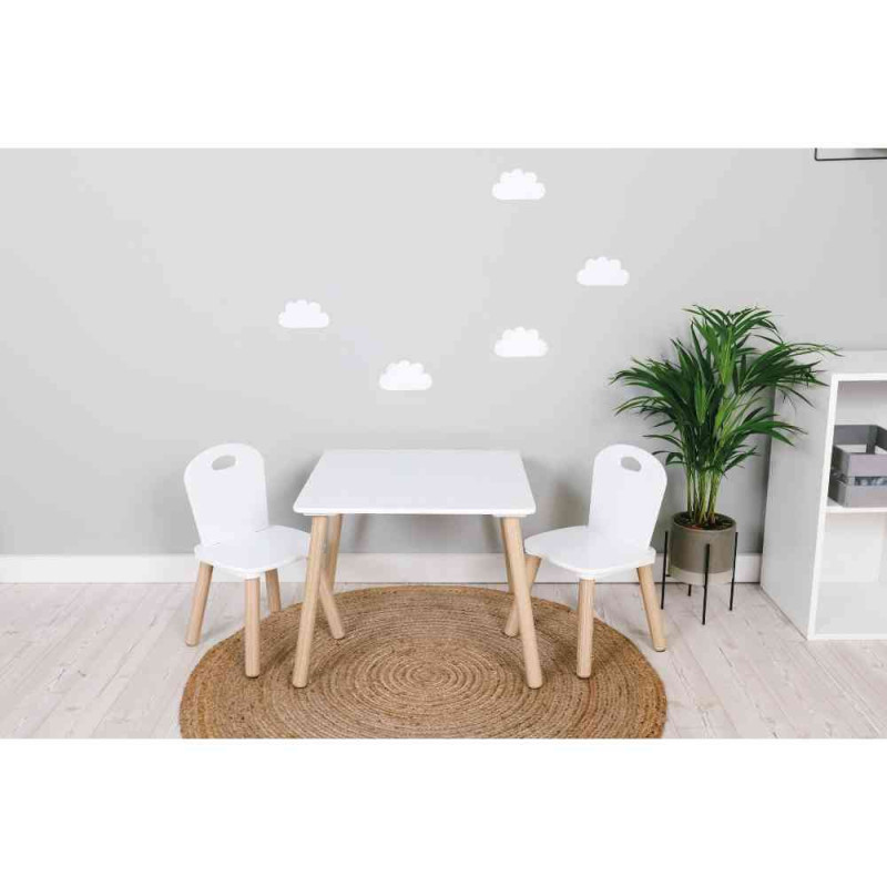 FREEON DRVENI STO SA STOLICAMA ATHENA BELI 