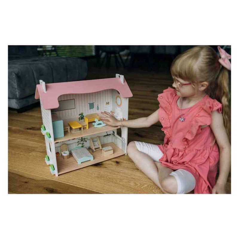 FREE2PLAY DRVENA KUCA SA NAMESTAJEM LOTTI 