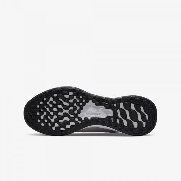 NIKE PATIKE REVOLUTION 6 GS