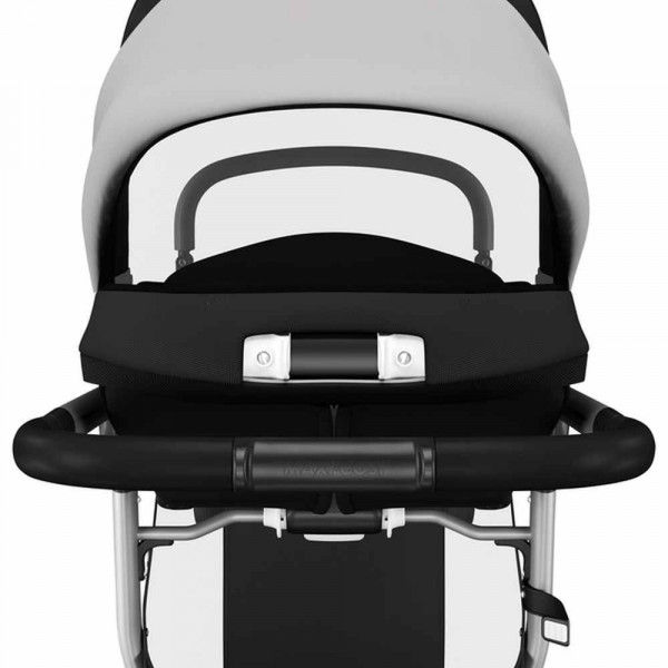 MAXI COSI KOLICA ADORRA2 ESSENTIAL BLACK