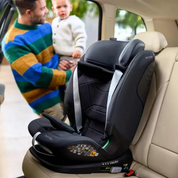 MAX COSI AUTO SEDISTE I-SIZE (76-150CM) TITAN PRO2 AUT BLACK 
