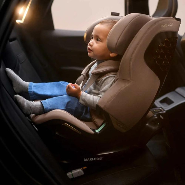 MAXI COSI AUTO SEDISTE I-SIZE (40-150CM) EMERALD 360 PRO AUTENTIC TRUFFLE 