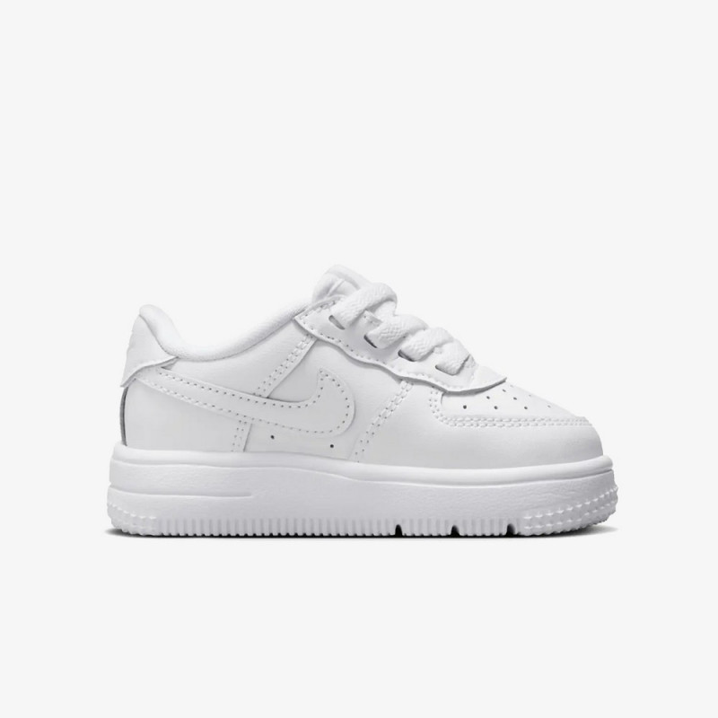 NIKE PATIKE FORCE 1 LOW EASYON BT 