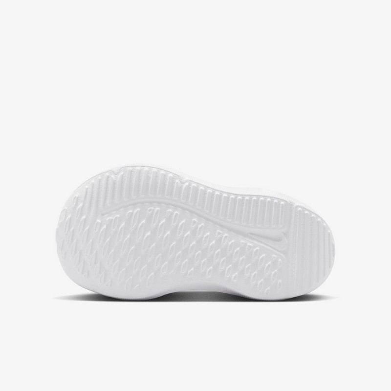 NIKE PATIKE NIKE COSMIC RUNNER 