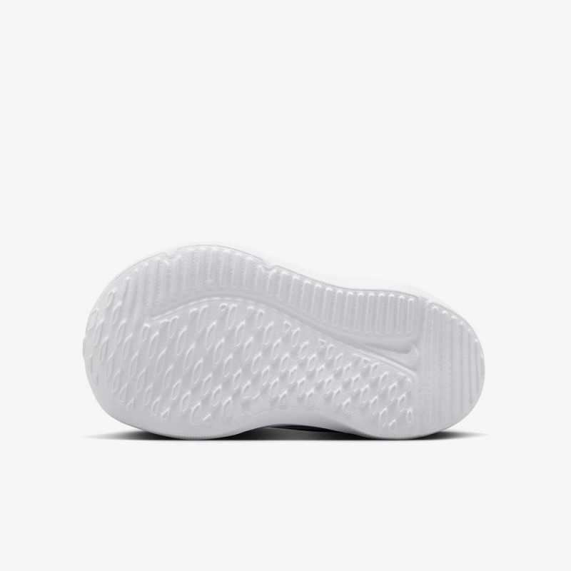 NIKE PATIKE NIKE COSMIC RUNNER 