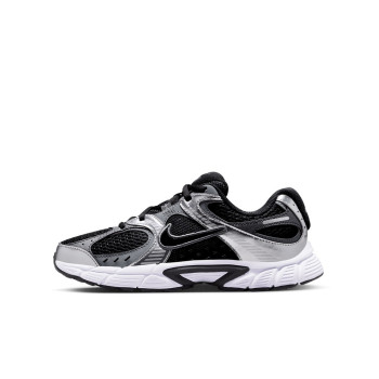 NIKE PATIKE V5 RNR 