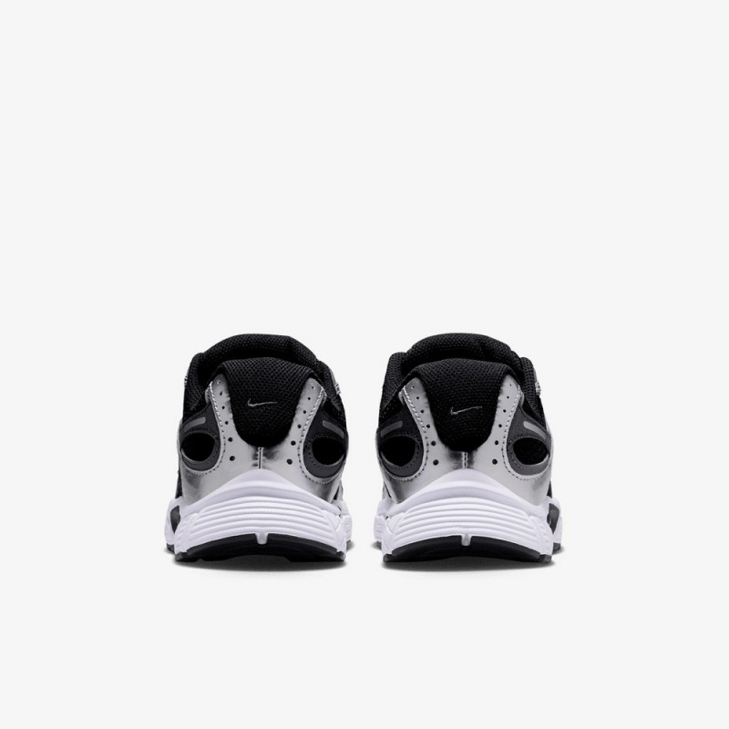 NIKE PATIKE V5 RNR 