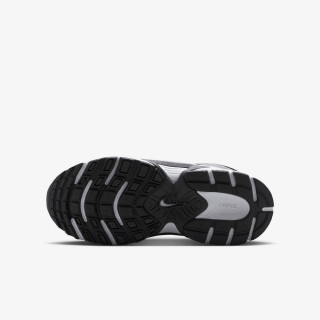 NIKE PATIKE V5 RNR LACE 