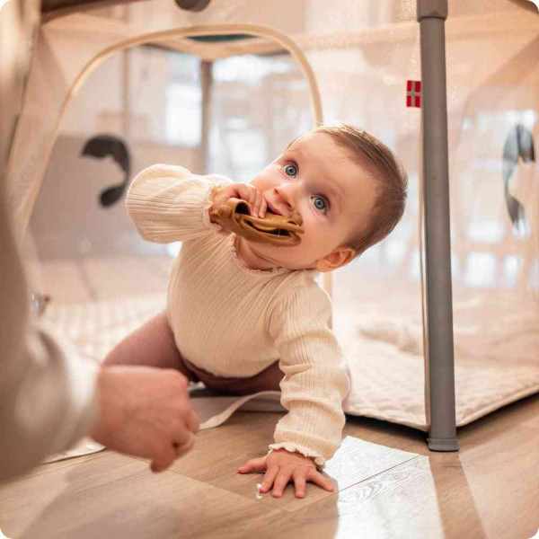 KIDNORT BLEKE 2U1 PRENOSIVI KREVETAC BLACK 