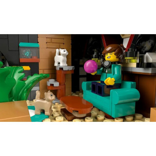 LEGO Tudor Corner 