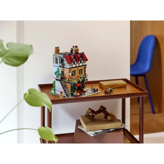 LEGO Tudor Corner 