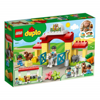 LEGO DUPLO TOWN HORSE STABLE AND PONY CARE