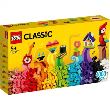 LEGO CLASSIC LOTS OF BRICKS 