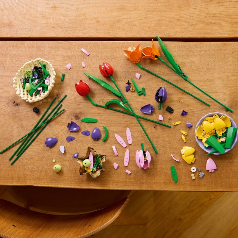 LEGO BOTANICAL TULIP BOUQUET 