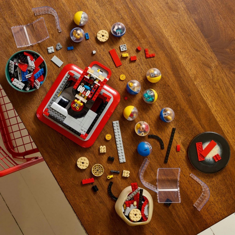 LEGO  Minifigure Vending Machine V29 