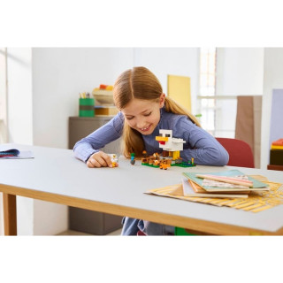 LEGO MINECRAFT CHICKEN FARM 