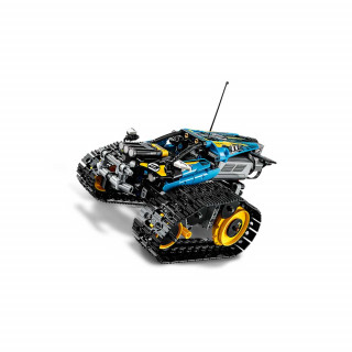 LEGO TECHNIC REMOTE-CONTROLLED STUNT RACER