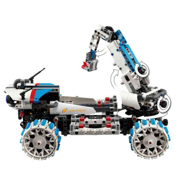 LEGO TECHNIC LUNAR OUTPOST MOON ROVER