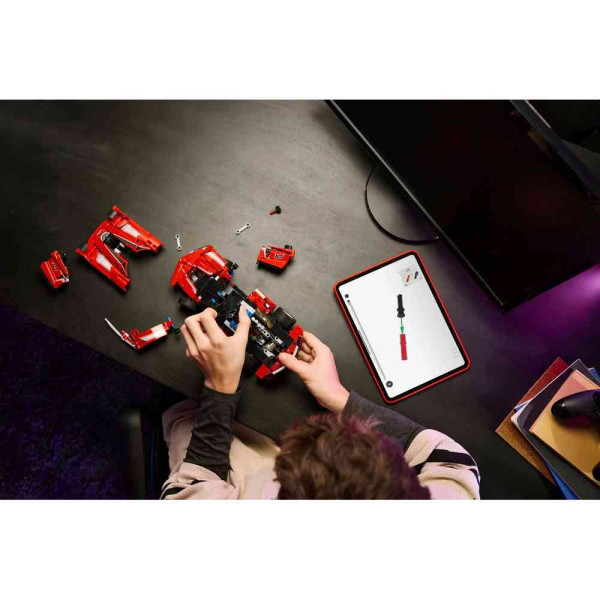 LEGO TECHNIC FERRARI FXX K 