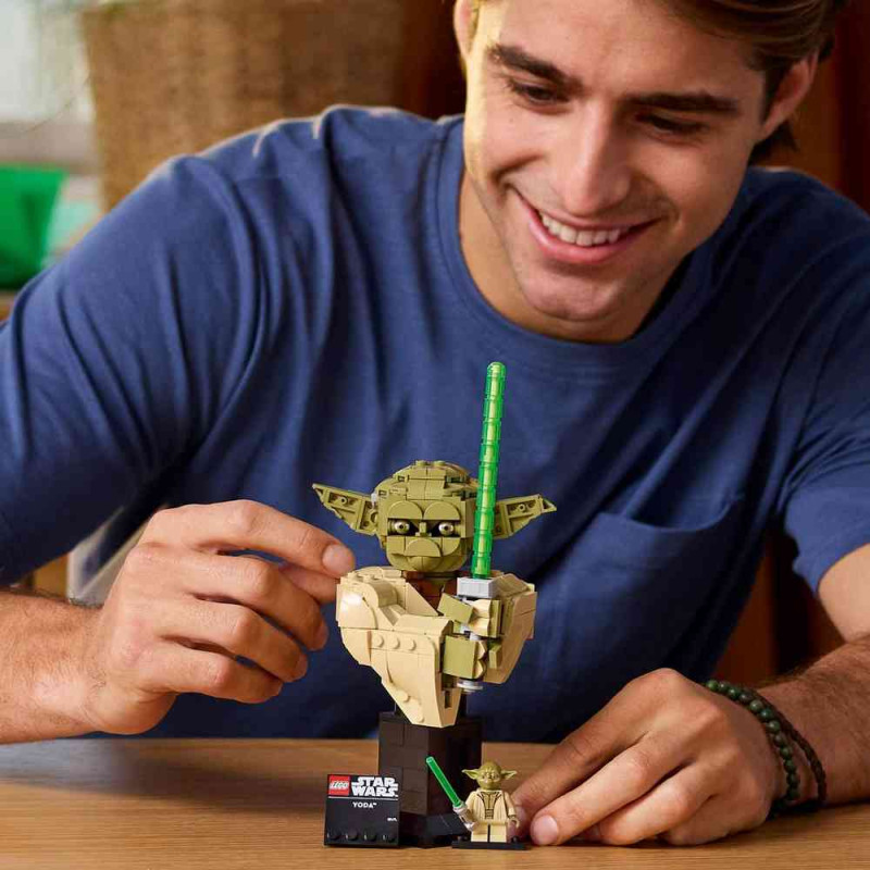 LEGO STAR WARS YODA BUST 