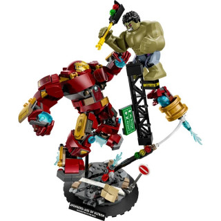 LEGO SUPER HEROES MARVEL EPIC BATTLE HULKBUSTER VS ENEMY 