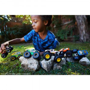 HOT WHEELS VOZILO MONSTER TRUCKS 2U1
