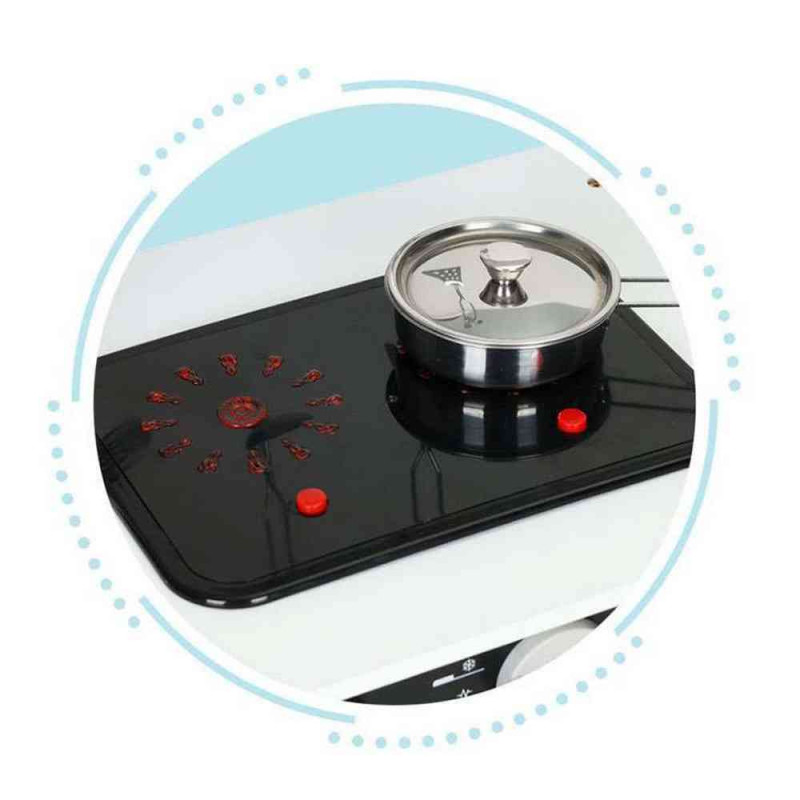 DRVENA KUHINJA + POSUDJE ZA IGRU 