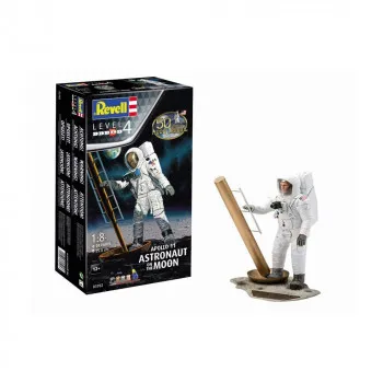 REVELL MAKETA APOLLO 11 ASTRONAUT ON THE MOON 
