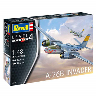 REVELL MAKETA A-26B INVADER 