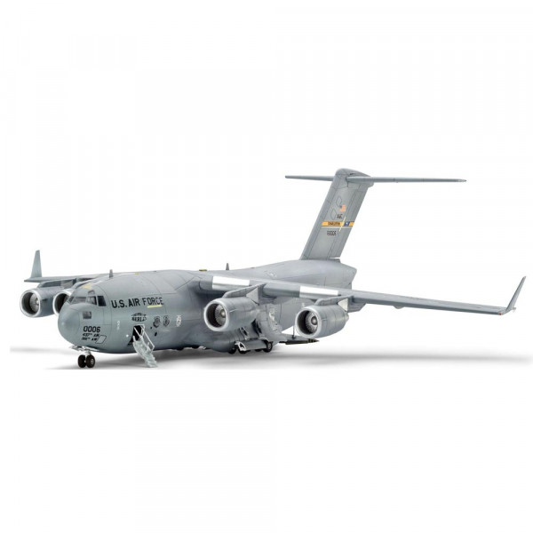 REVELL MAKETA C-17A Globmaster III