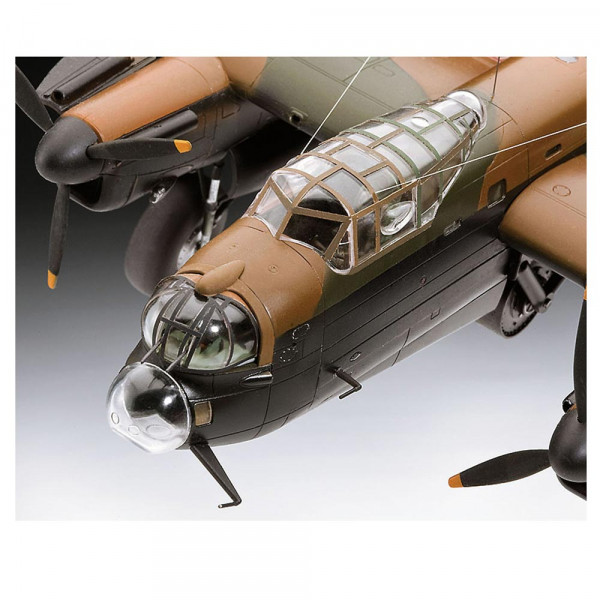 REVELL MAKETA LANCASTER B.III DAMBUSTERS 150