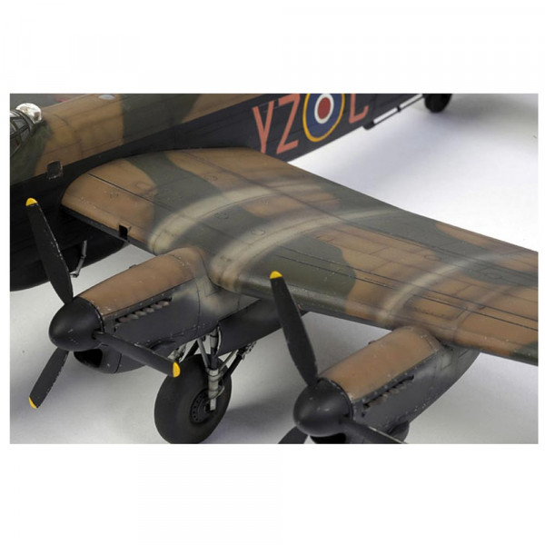 REVELL MAKETA LANCASTER B.III DAMBUSTERS 150