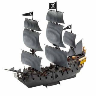 REVELL MAKETA BLACK PEARL