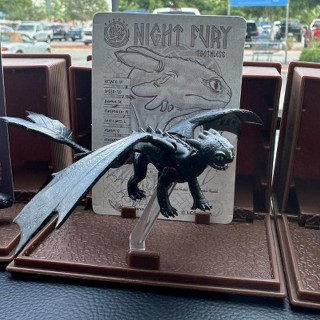 ZMAJ TOOTHLESS FIGURA  ASST 