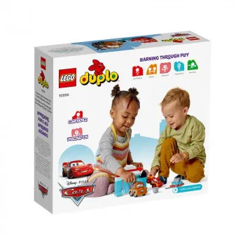 LEGO DUPLO DISNEY TM LIGHTNING MCQUEEN  AND  MATERS CAR WASH FUN 
