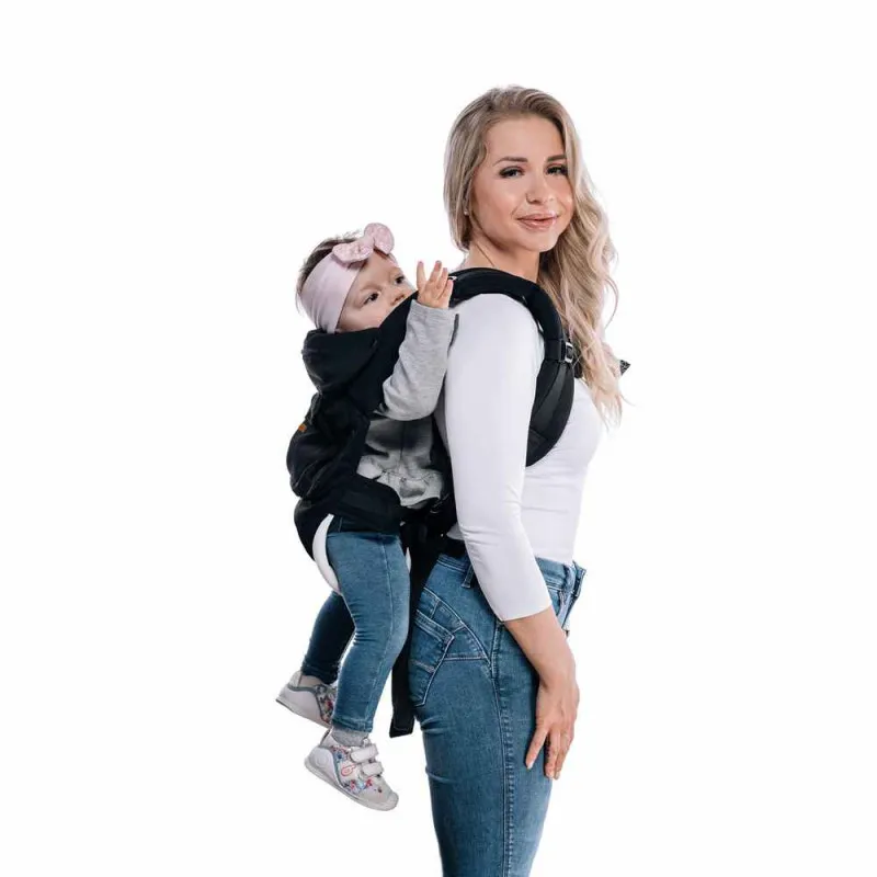 FREE ON KENGUR NOSILJKA COMFORT 8U1 CRNA